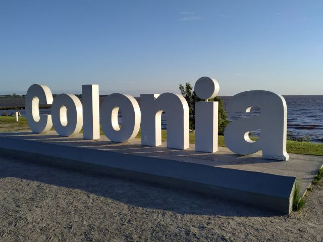 Cartel principal de Colonia